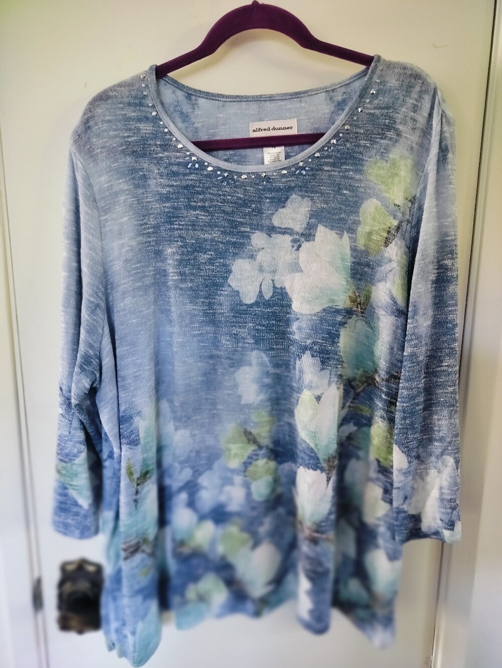 Alfred Dunner Blue Floral Rhinestone Embellished Knit Top 1X